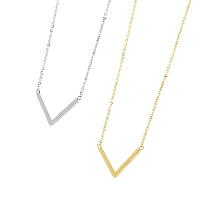 COLLANA IN ACCIAIO CON V COLLANA IN ACCIAIO CON V