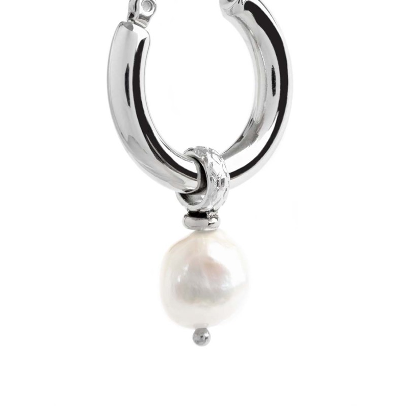 S.S SINGLE ROUND EAR WITH PENDANT IRREGULAR PEARL S.steel single round earring 22,50 diameter 3,90 mm thickness, Marlù lasered S.S SINGLE ROUND EAR WITH PENDANT IRREGULAR PEARL S.steel single round earring 22,50 diameter 3,90 mm thickness, Marlù lasered