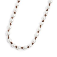 Collana cordino marrone con perle Collana cordino marrone con perle