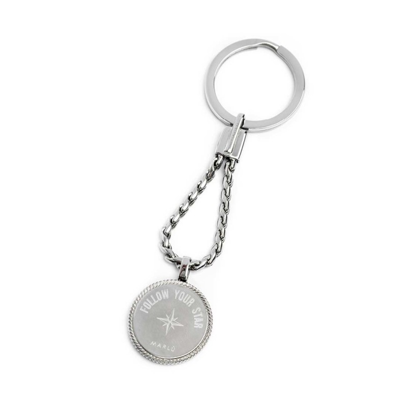 S.STEEL KEYRING WIND ROSE PENDANT S.steel keyring with twisted round link serpentine chain 3,10 mm thickness and pendant 24,30 m S.STEEL KEYRING WIND ROSE PENDANT S.steel keyring with twisted round link serpentine chain 3,10 mm thickness and pendant 24,30 m