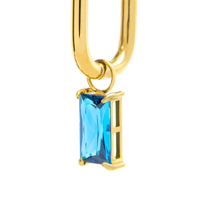 Orecchino ovale con zircone baguette