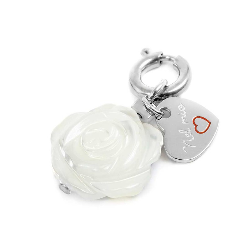 CHARM CON ROSA IN MADRE PERLA CHARM CON ROSA IN MADRE PERLA