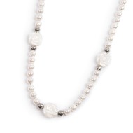 S.S. NECKLACE PEARL CHAIN WITH MOP ROSES SHAPE S.steel necklace with white round pearls 4/4,30 mm diameter, alternated  with pol S.S. NECKLACE PEARL CHAIN WITH MOP ROSES SHAPE S.steel necklace with white round pearls 4/4,30 mm diameter, alternated  with pol