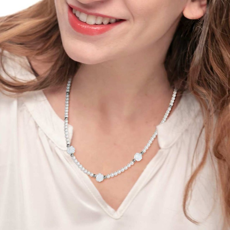 S.S. NECKLACE PEARL CHAIN WITH MOP ROSES SHAPE S.steel necklace with white round pearls 4/4,30 mm diameter, alternated  with pol S.S. NECKLACE PEARL CHAIN WITH MOP ROSES SHAPE S.steel necklace with white round pearls 4/4,30 mm diameter, alternated  with pol