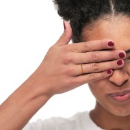 Anello con zirconi e smalto Anello con zirconi e smalto