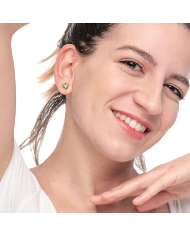 Orecchino a lobo conchiglia con perla