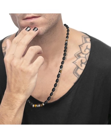 Collana con onice nera ovale e sfere occhio di tigre Collana con onice nera ovale e sfere occhio di tigre