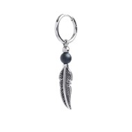 Orecchino a cerchio con sfera e piuma pendente