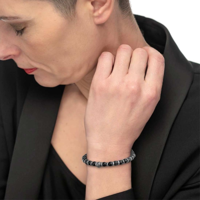 Bracciale con sfere in onice nera e pietra lavica