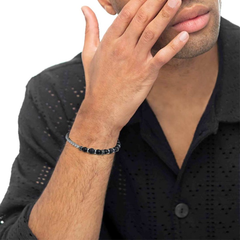 S.STEEL BR FISHBONE CHAIN WITH ONYX AND LAVA STONE S.steel bracelet one half part with fishbone chain 3,70 mm width, 3,90 mm thi S.STEEL BR FISHBONE CHAIN WITH ONYX AND LAVA STONE S.steel bracelet one half part with fishbone chain 3,70 mm width, 3,90 mm thi