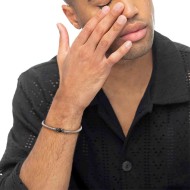 Bracciale catena snake tonda con zircone quadrato nero centrale