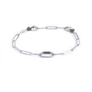 S.STEEL BR FAC. LARGE LINK CHAIN WITH OVAL S.Steel bracelet with faceted large link chain 15 mm width, 0,90 mm thickness. In the S.STEEL BR FAC. LARGE LINK CHAIN WITH OVAL S.Steel bracelet with faceted large link chain 15 mm width, 0,90 mm thickness. In the
