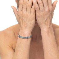 S.STEEL BR CUBAN CHAIN 8MM WITH FLAT SNAKE CHAIN ELEMENT S.steel bracelet cuban chain 7,80 mm width, 2,60 mm thickness. In the c