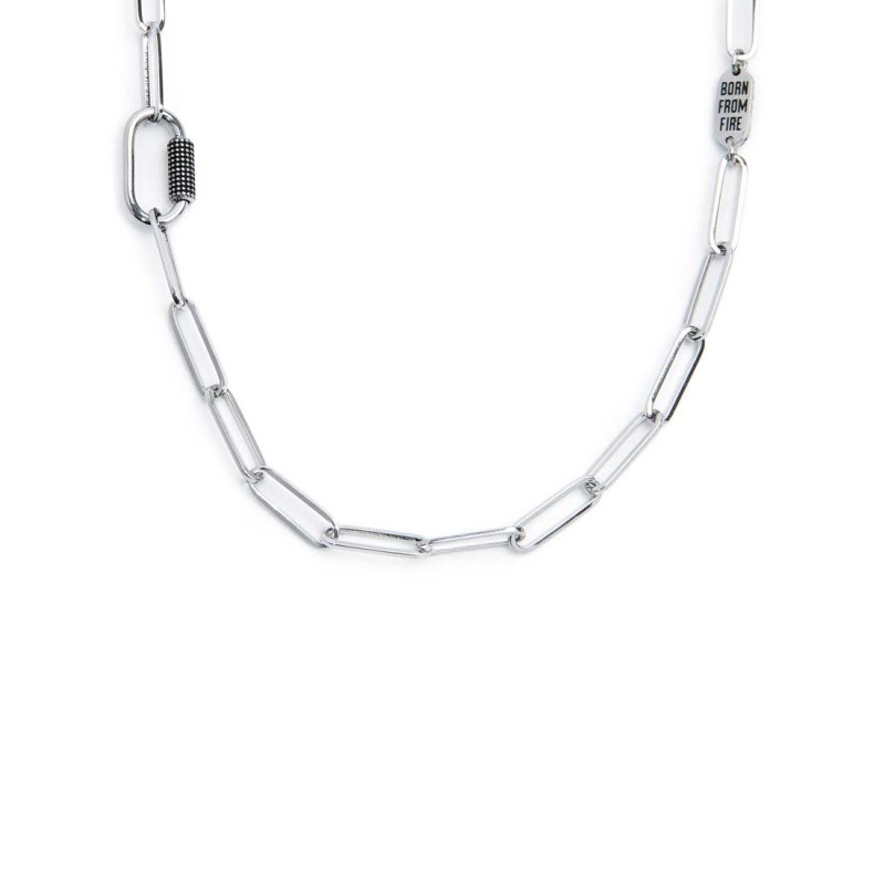 Collana catena maglia larga diamantata con elemento ovale al centro in black oil Collana catena maglia larga diamantata con elemento ovale al centro in black oil