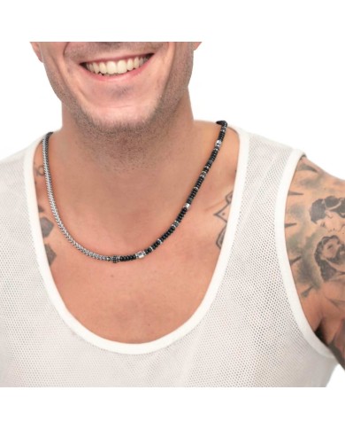 Collana catena fish bone con dischetti di onice nera e pietra lavica