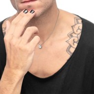 S.STEEL NECKLACE WITH WHITE CZ STONE 5,25 MM S.steel necklace with cutting cross chain, 1 mm width, 0,20 mm thickness. On the ce