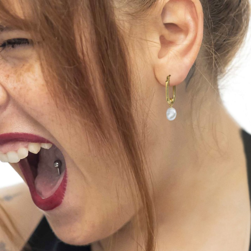 OR ACC MONO OVALE CON TRAMA CON PERLA IRR. PEND