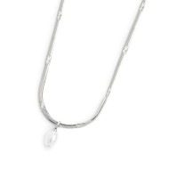 Collana catena snake con perla ovale pendente centrale Collana catena snake con perla ovale pendente centrale