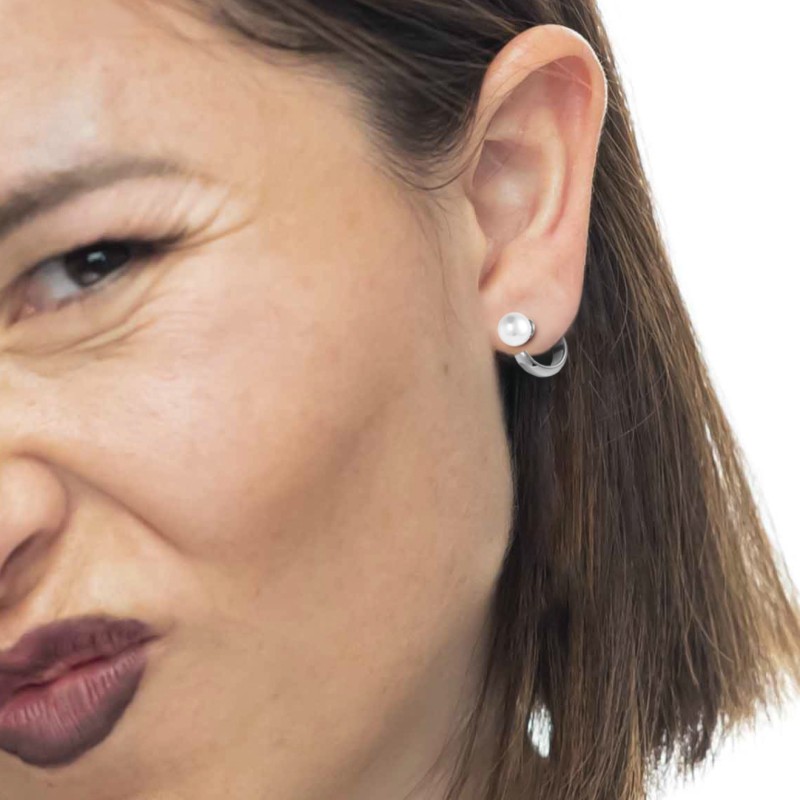 Orecchino a lobo a cerchietto 1,5cm con chiusura perla