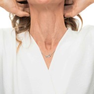 Collana infinito con zirconi bianchi