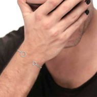 Bracciale rigido cerchi con zirconi bianchi Bracciale rigido cerchi con zirconi bianchi
