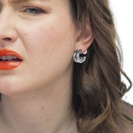 Orecchino a lobo a cerchietto doppio 2,1cm con chiusura perla