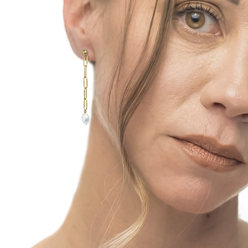 Orecchini con perle Orecchini con perle