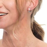 Orecchino a lobo a cerchietto 1,9cm con chiusura perla