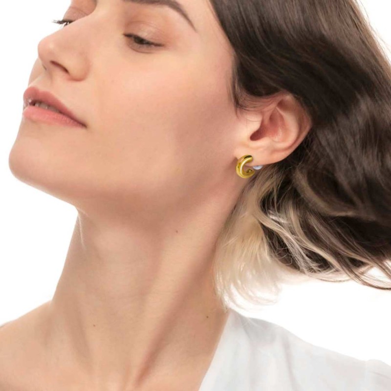 Orecchino a lobo a cerchietto 2,2cm con chiusura perla