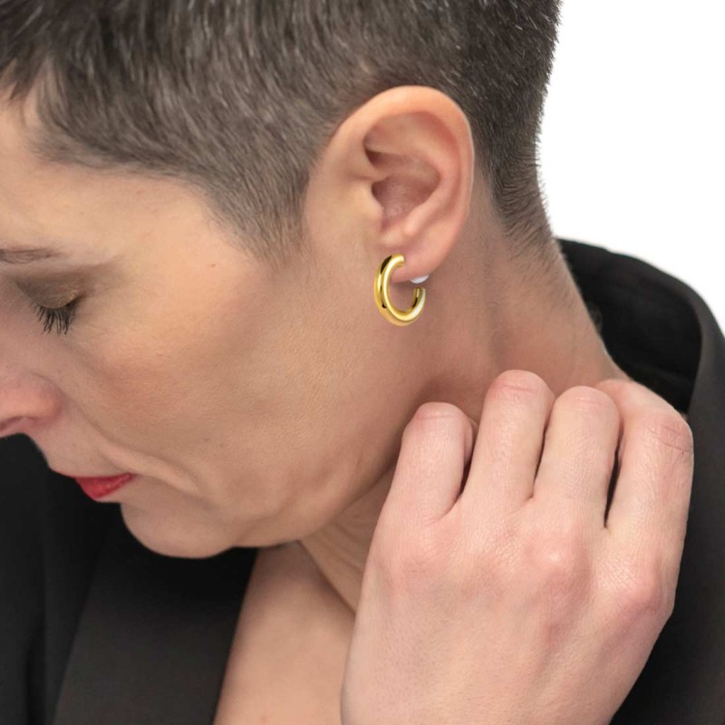 Orecchino a lobo a cerchietto 2,9cm con chiusura perla Orecchino a lobo a cerchietto 2,9cm con chiusura perla