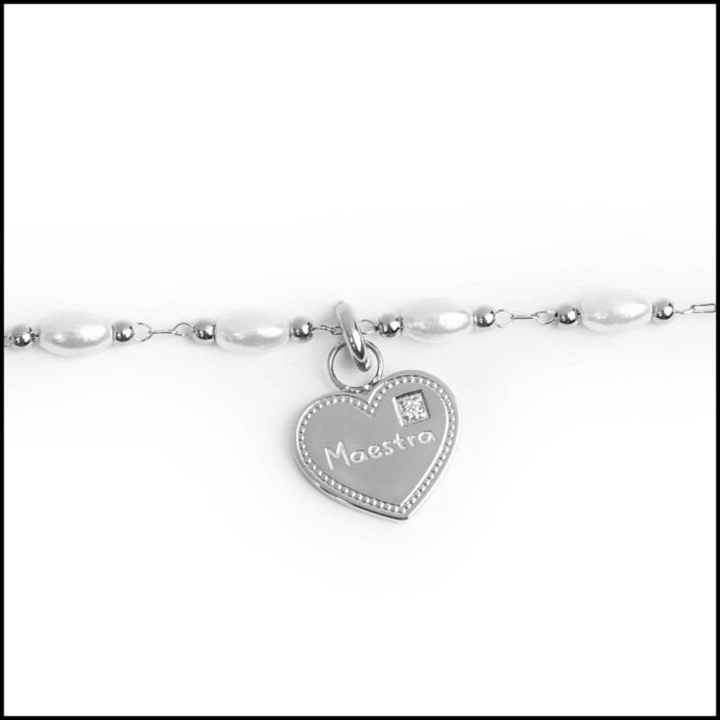 Bracciale perle e charm maestra Bracciale perle e charm maestra