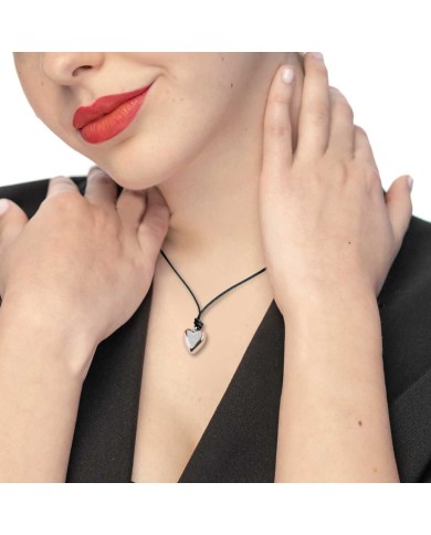 Collana cordino con cuore