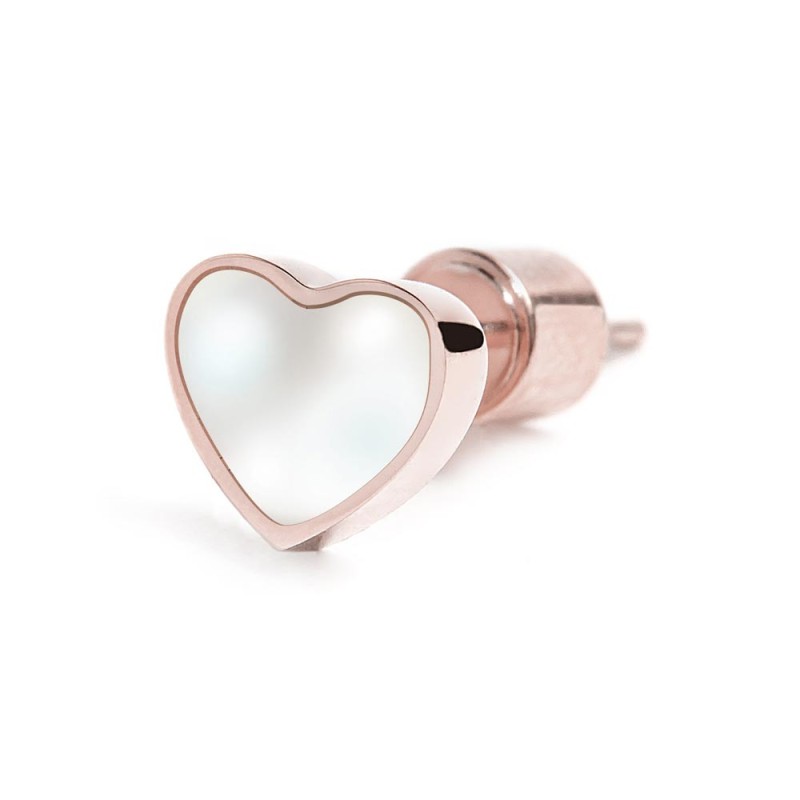 Orecchino cuore con madreperla Orecchino cuore con madreperla