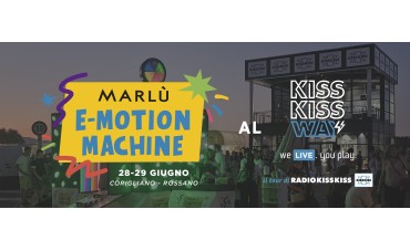 Marlù porta le sue ‘emozioni in movimento alla tappa di Corigliano-Rossano Marlù porta le sue ‘emozioni in movimento alla tappa di Corigliano-Rossano